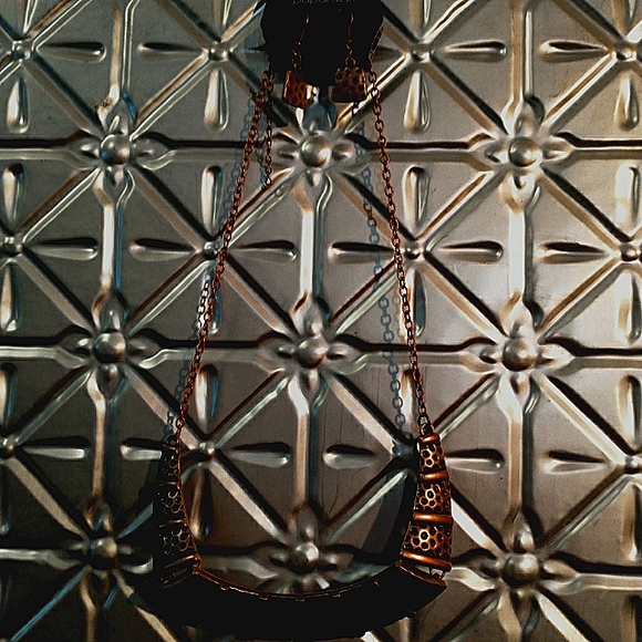 Accessories - Copper necklace and earrings